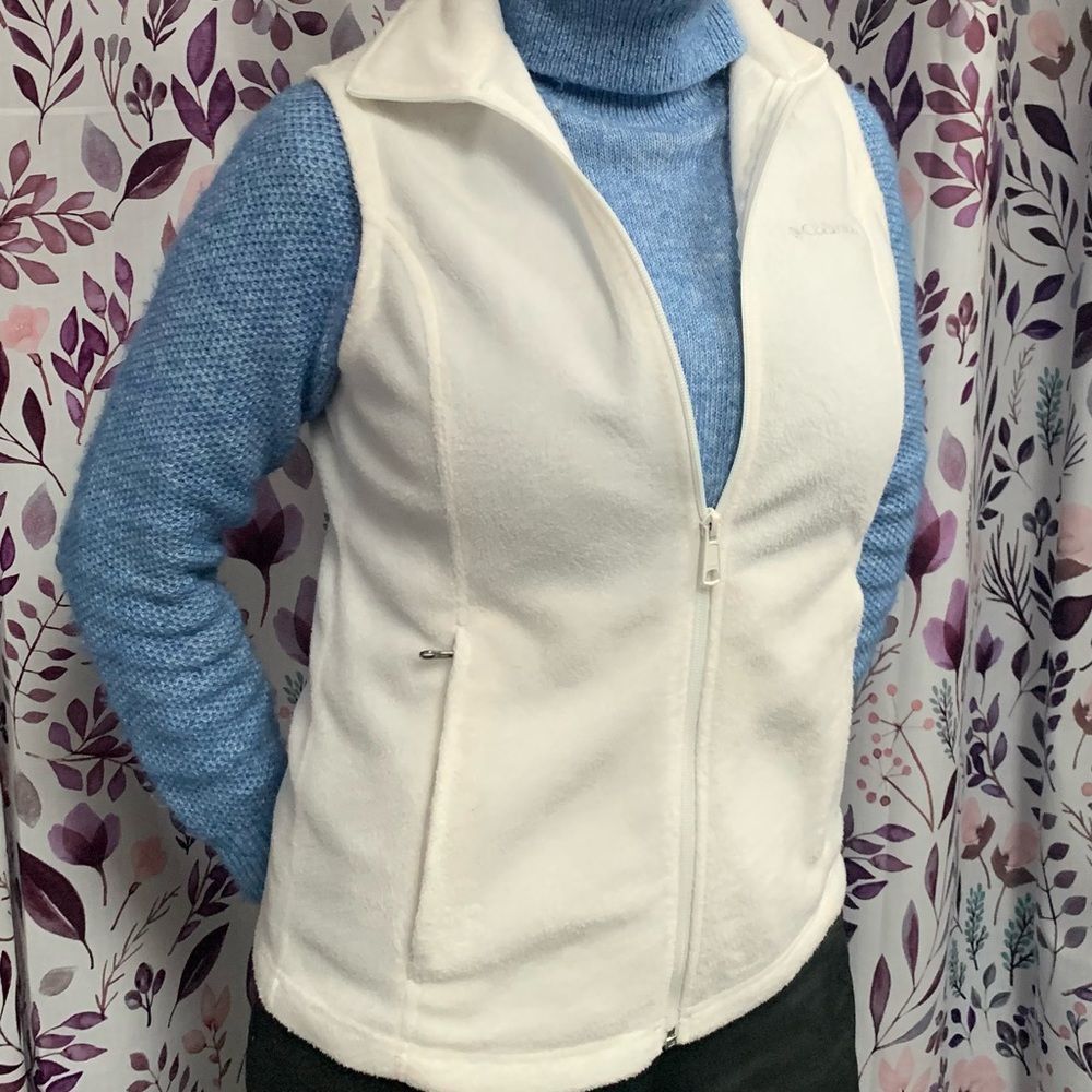 Columbia Women’s White Fleece Vest Size Small